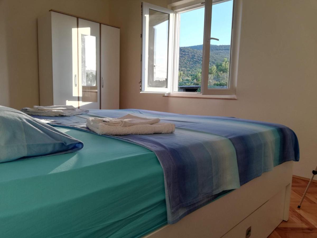 Fei Fei Apartments 2 Račišće 외부 사진