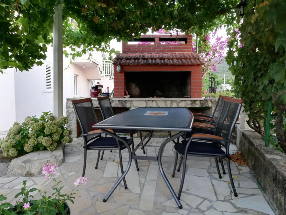 Fei Fei Apartments 2 Račišće 외부 사진